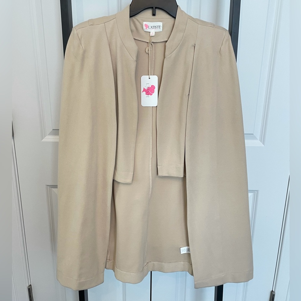 L’Atiste by Amy | Cloak Vest with Cape | Size Small NWT